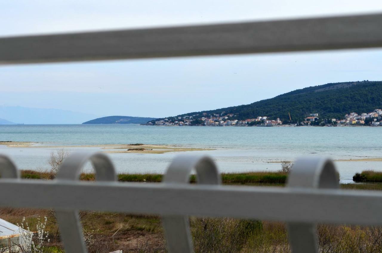 Bridge And Beach Apartments Trogir Ngoại thất bức ảnh